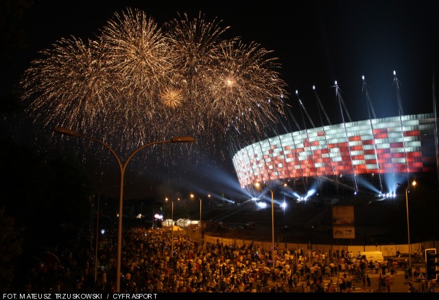 O stadionach w Internecie