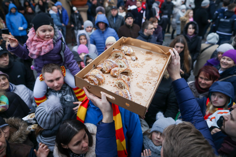 Lech Poznań rozda rogale za wspólnie spalone kalorie