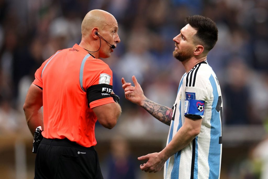Dlaczego Szymon Marciniak nie poprowadzi finału mundialu? „Jest to forma polityki transakcyjnej FIFA”