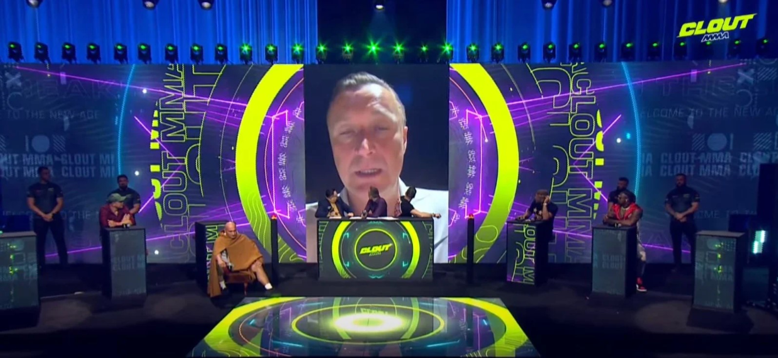 Tomasz Hajto powalczy w CLOUT MMA