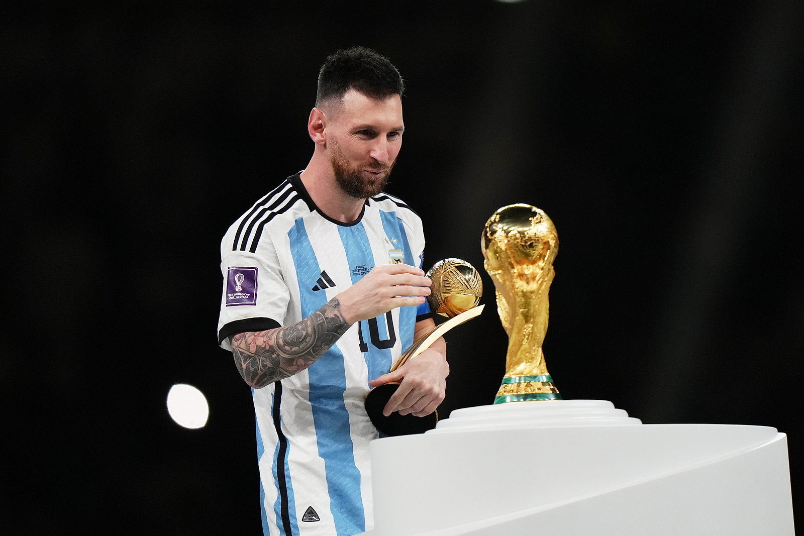 Lionel Messi of Argentina during the FIFA World Cup Qatar 2022 match, Final, between Argentina and France played at Lusail Stadium on Dec 18, 2022 in Lusail, Qatar. (Photo by Bagu Blanco / Pressinphoto/Sipa USA)
2022.12.18 Lusail
pilka nozna mistrzostwa swiata katar 2022
Argentyna - Francja
Foto pressinphoto/SIPA USA/PressFocus
!!! POLAND ONLY !!!