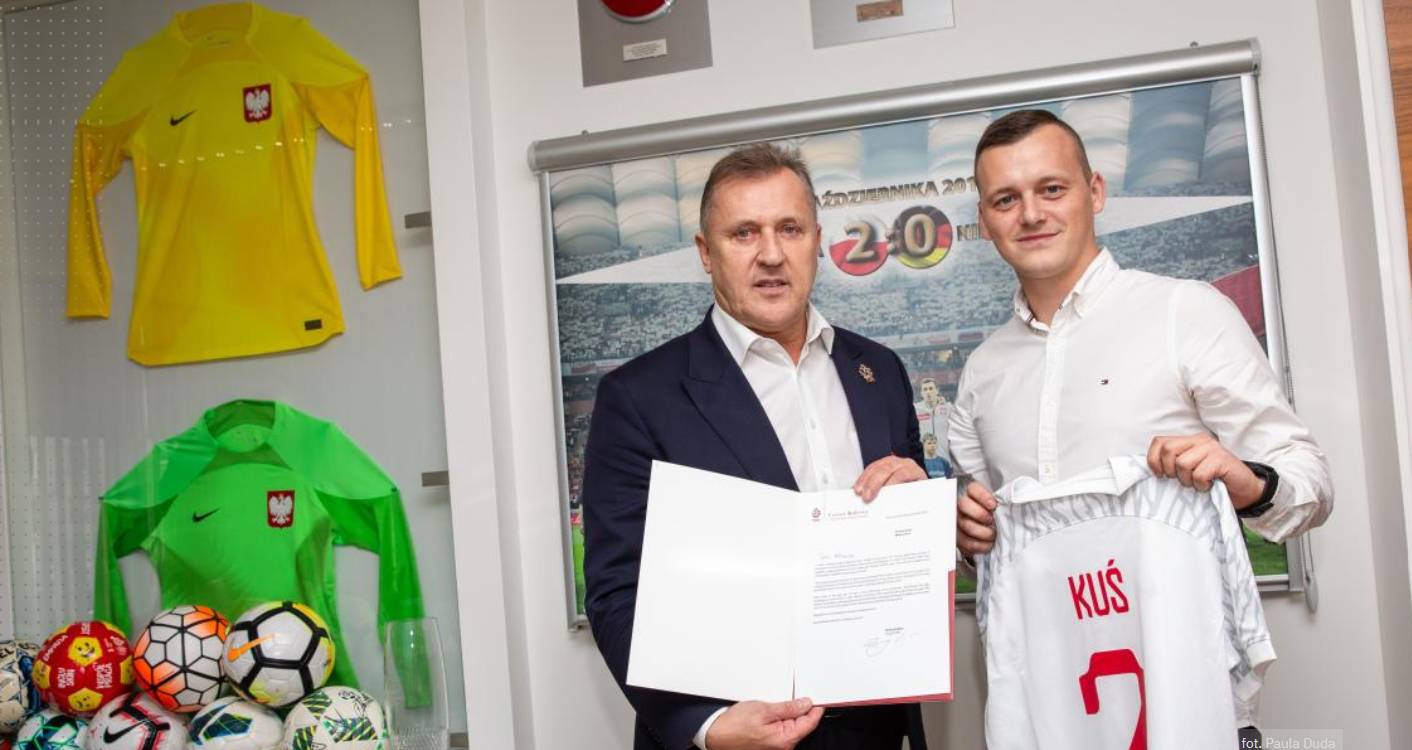 Prezes Cezary Kulesza z Mateuszem Kusiem