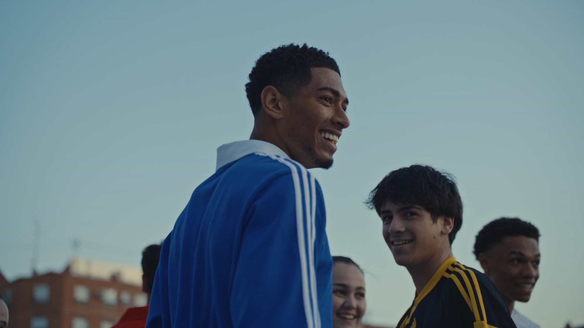 Jak nie poddać się presji – spot adidasa z gwiazdami futbolu