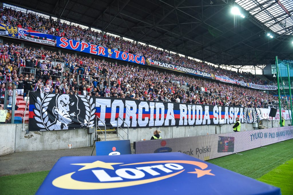 2024.05.11 Zabrze
Pilka nozna PKO Ekstraklasa Sezon 2023/2024
Gornik Zabrze - Stal Mielec
N/z kibice, trybuny, doping, flaga, flagi
Foto Marcin Bulanda / PressFocus
2024.05.11 Zabrze
Football Polish PKO Ekstraklasa League Season 2023/2024
Gornik Zabrze - Stal Mielec
kibice, trybuny, doping, flaga, flagi
Credit: Marcin Bulanda / PressFocus