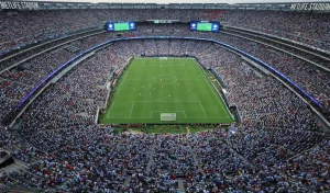 29 września FIFA zaprezentowała 12 stadionów, które będą gospodarzami Klubowych Mistrzostw Świata w 2025 roku. Turniej odbędzie się w USA i ma stanowić sprawdzian dla Amerykanów przed World Cup 2026. Rywalizacja wystartuje 15 czerwca 2025 roku, a finał zaplanowano na 13 lipca na MetLife Stadium w Nowym Jorku.