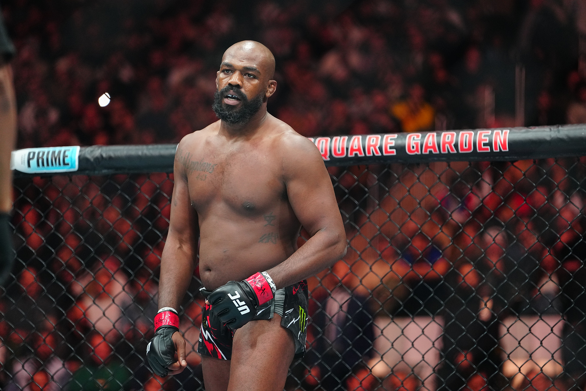Madison Square Garden NEW YORK CITY, NY -NOVEMBER 16:Jon Jones meet in the octagon for a 3-round bout for UFC309 - Jones vs Miocic at Madison Square Garden on November 16, 2024 in New York City, NY (Photo by Louis Grasse/PxImages) (Louis Grasse / SPP) (Photo by Louis Grasse / SPP/Sipa USA)
2024.11.16 Nowy Jork
sporty walki , MMA , mieszane sztuki walki , gala ufc309
Gala UFC 309
Foto Louis Grasse/SPP/SIPA USA/PressFocus
!!! POLAND ONLY !!!