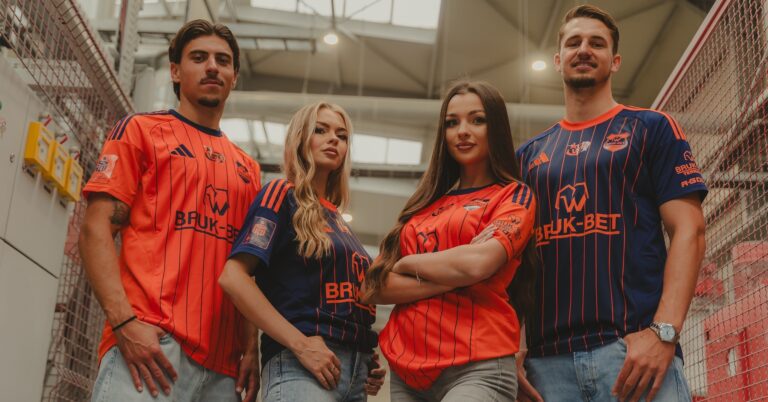 Termalica zachwyciła strojami meczowymi na nowy sezon