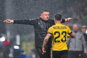 Gdzie oglądać mecze polskich klubów w eliminacjach europejskich pucharów? Plan transmisji TVV