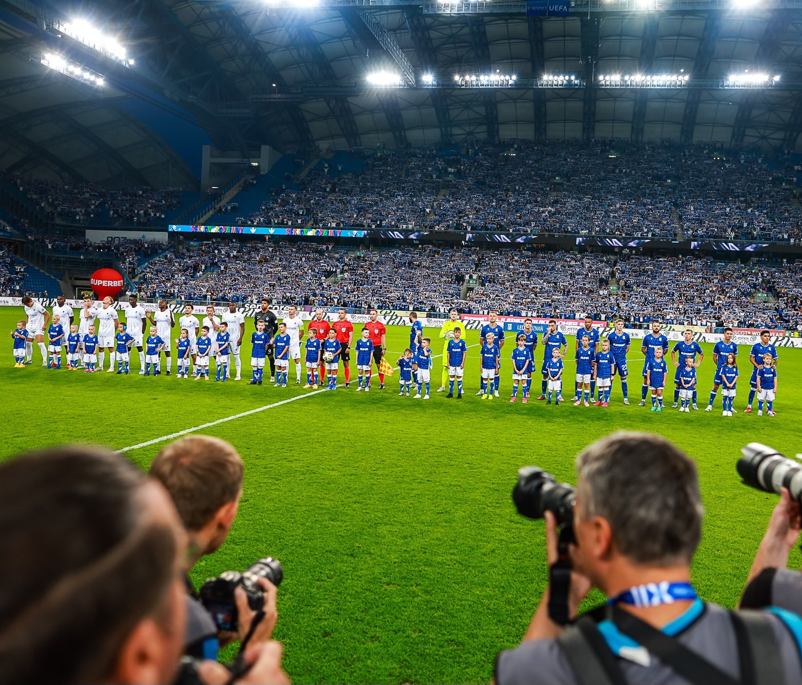 Ile pieniędzy straci Lech, odpadając z Ligi Europy?