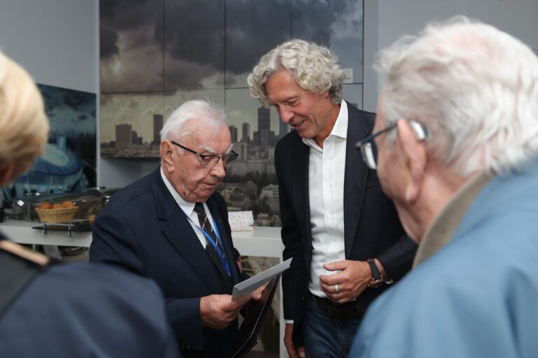 Legia pamięta o powstańcach