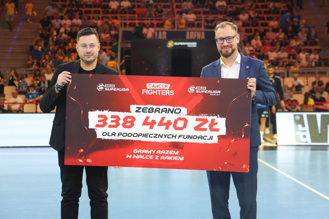 Kluby piłki ręcznej połączyły siły – 338 tysięcy złotych dla dzieci walczących z rakiem