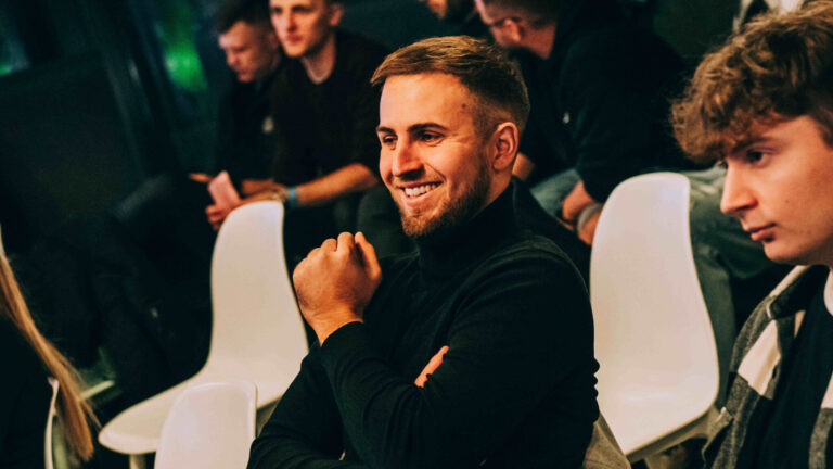 Liga Mistrzów &#8222;rozgrzała&#8221; Warszawę. Pogoda nie popsuła planów CANAL+