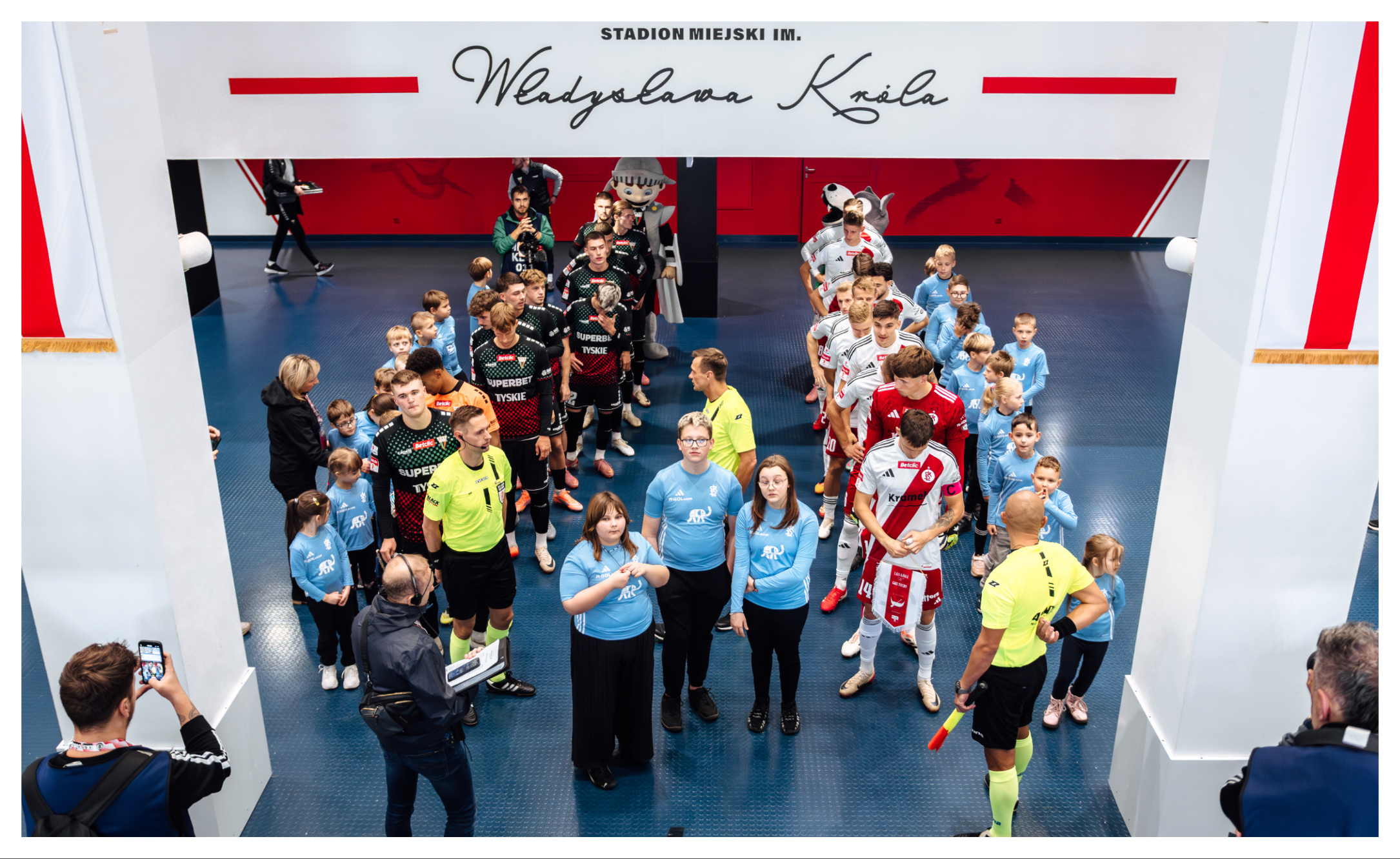 ŁKS realizuje szczytne idee. Zdrowie psychiczne i przeżycia związane z wojną. &#8222;Traktujemy działania społeczne jako ważną część naszej tożsamości&#8221;