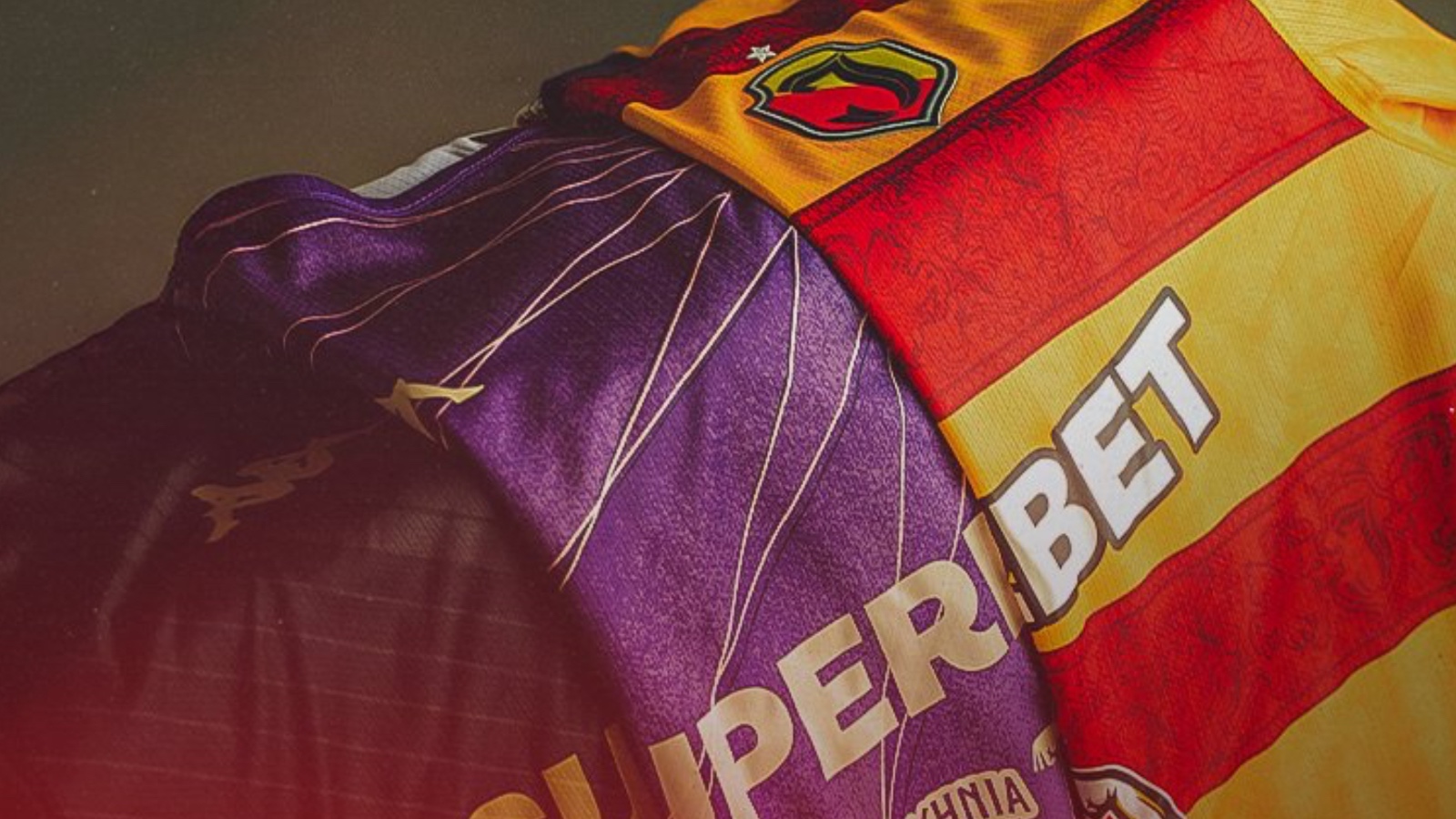 Jagiellonia Białystok pomoże lokalnej firmie, która poniosła ogromne straty