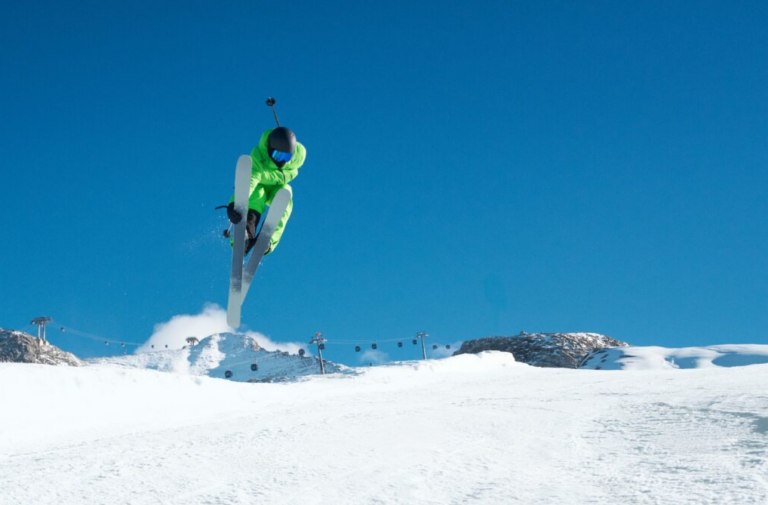 Sport, technologia, desing: 4F z nową kolekcją zimową i linią Apres Ski