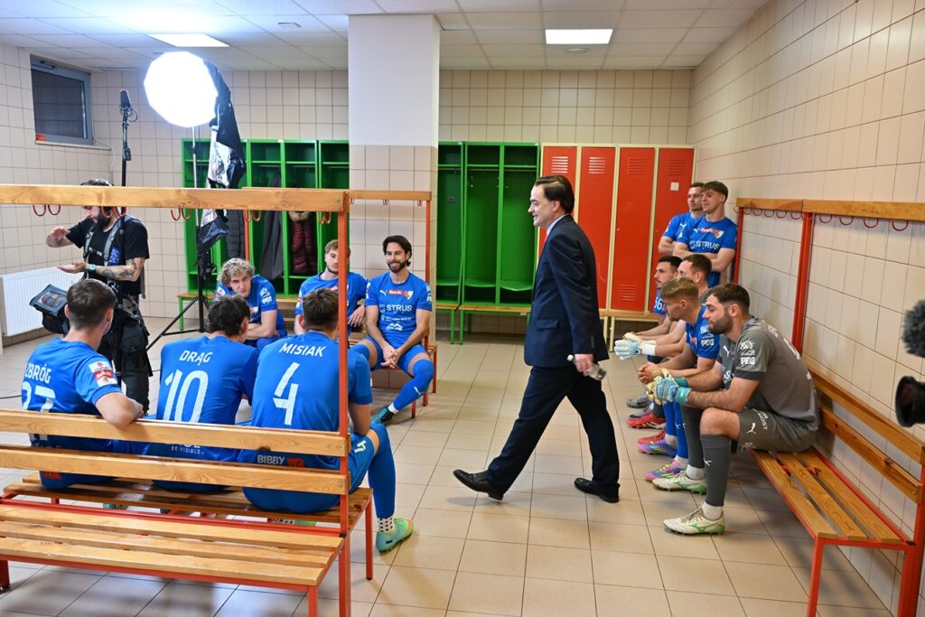 Kropliczanka z popularnego serialu Canal+ partnerem polskiego klubu