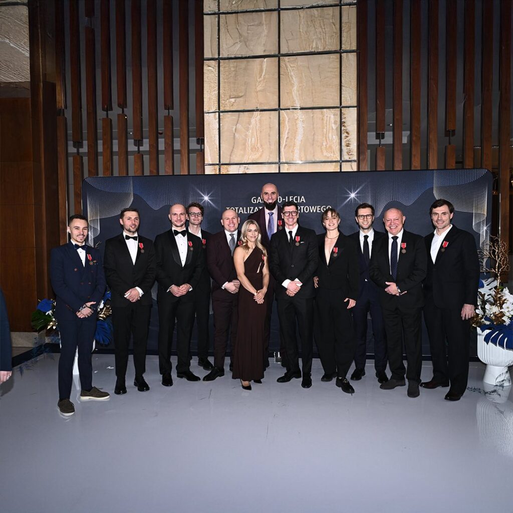 70 lat misji, 70 lat wsparcia. Ambasadorzy Totalizatora Sportowego wyróżnieni odznaką „Bene Merito”