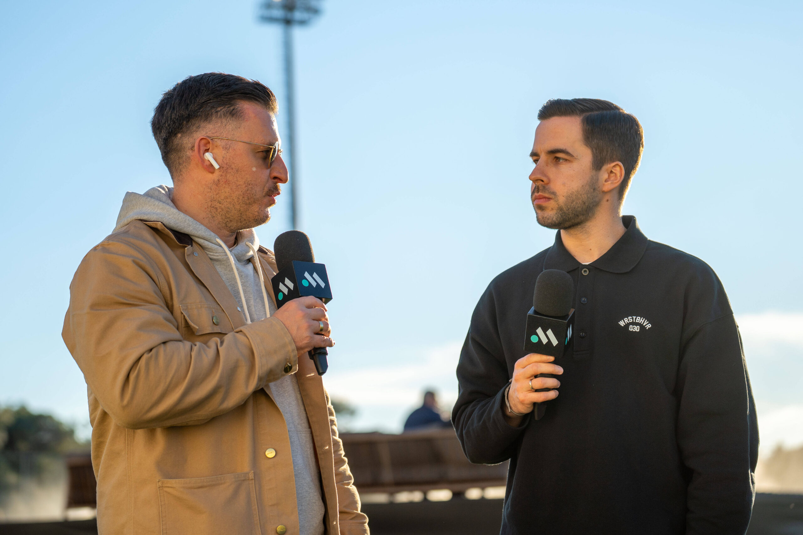 Tomasz Włodarczyk i Jakub Polkowski z Meczyki.pl