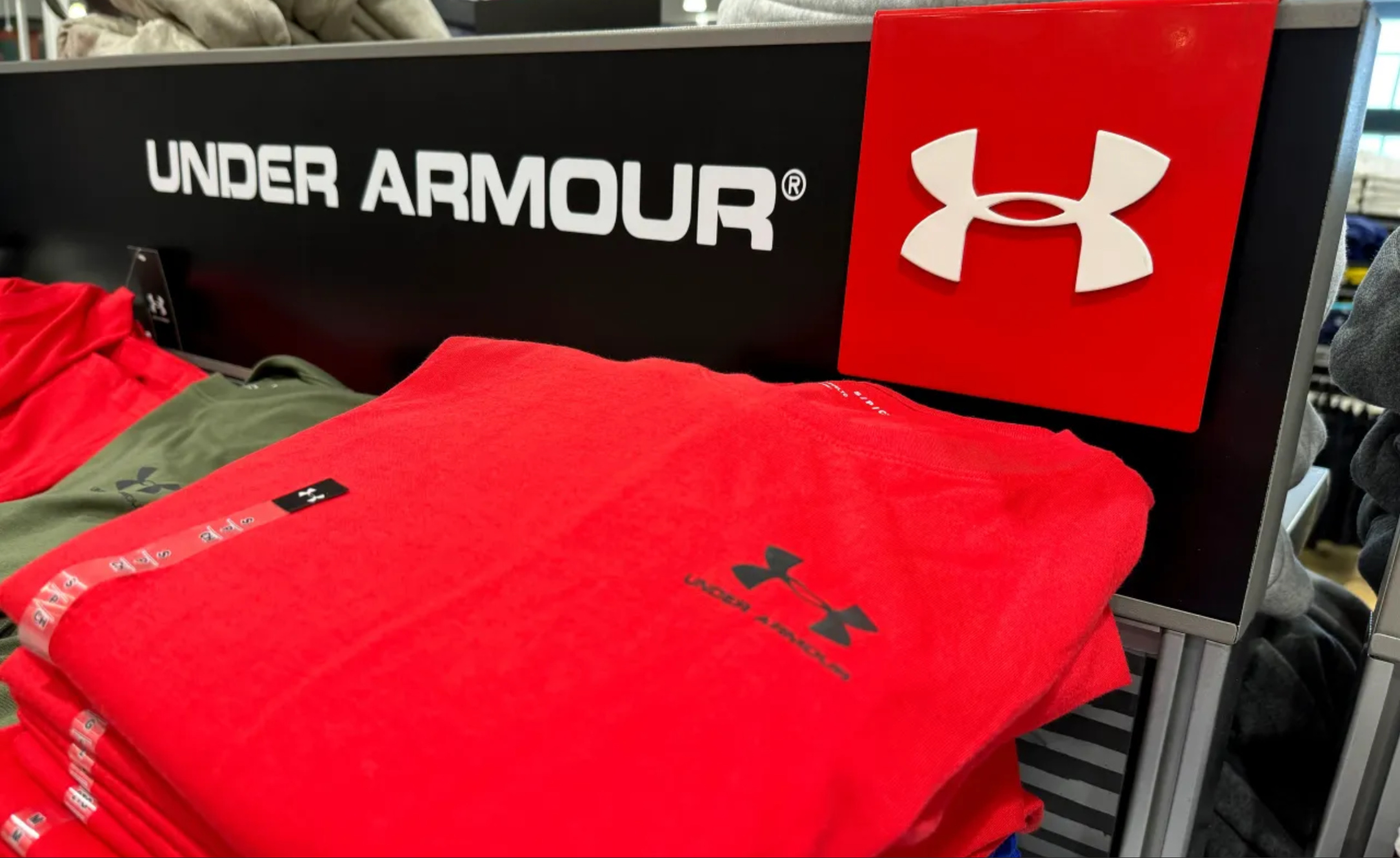 Akcje Under Armour rosną po ujawnieniu 22 % udziałów Fairfax Financial