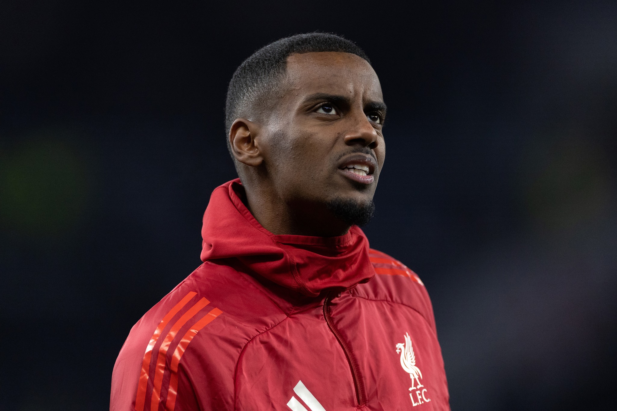 LONDON, ENGLAND - DECEMBER 20: Alexander Isak of Liverpool looks on during the warm up prior to the Premier League match between Tottenham Hotspur and Liverpool at Tottenham Hotspur Stadium on December 20, 2025 in London, England. (Photo by Joe Prior/Visionhaus via Getty Images)