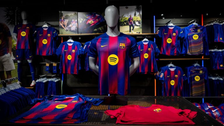 FC Barcelona liderem rankingu UEFA pod względem przychodów z koszulek i merchandisingu