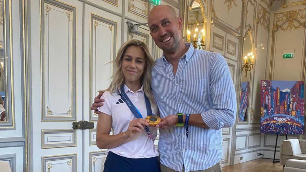 Co łączy Mirosław i Zwolińską? Plebiscyt, ale też przemyślana droga do sukcesu