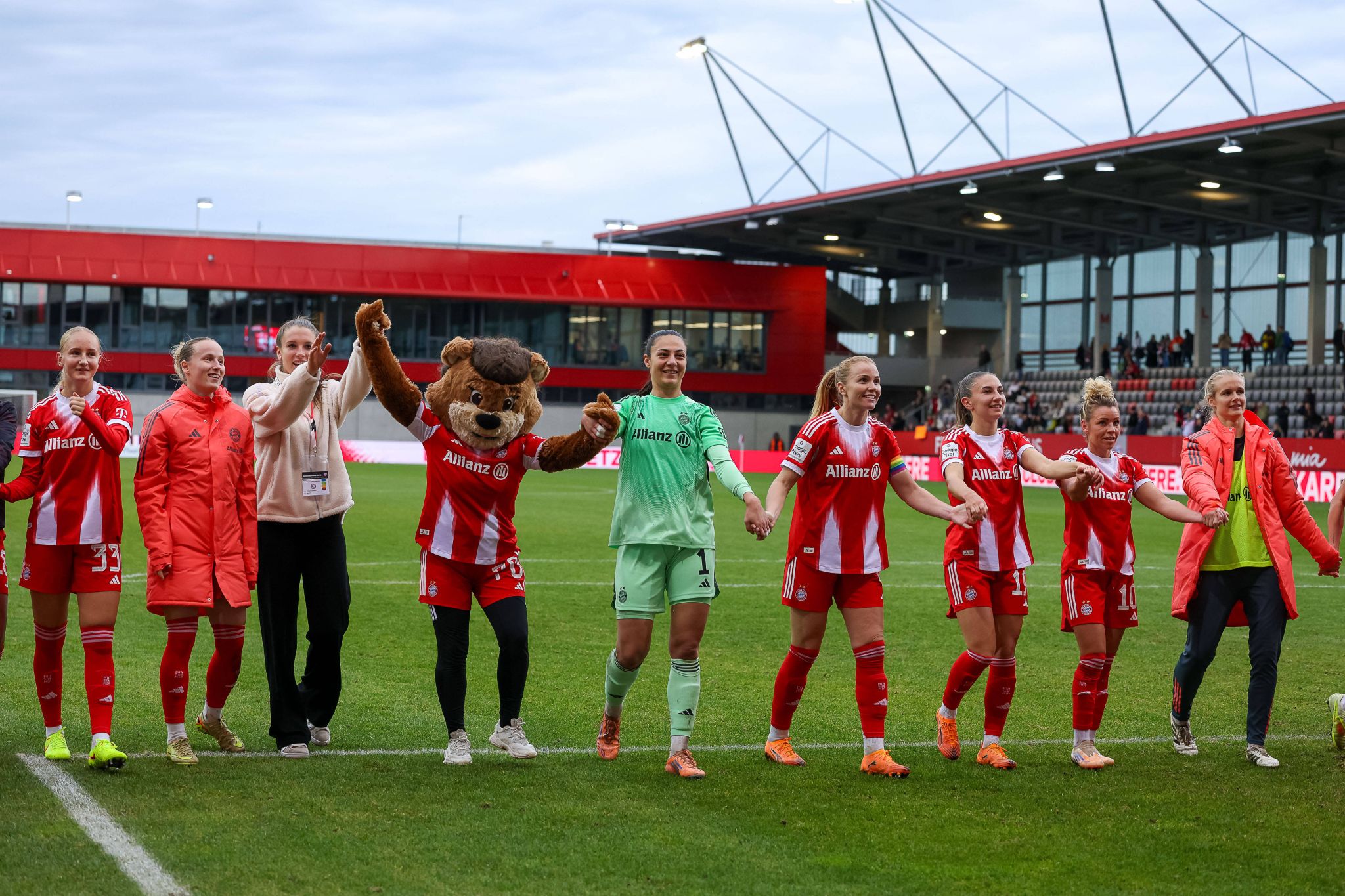 Wzrost bez przełomu. Co naprawdę pokazuje nowy raport DFB o Frauen-Bundeslidze?