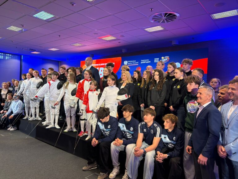 Ministerstwo Sportu i Turystyki oraz Totalizator Sportowy łączą siły w ramach inicjatywy KLUB PRO