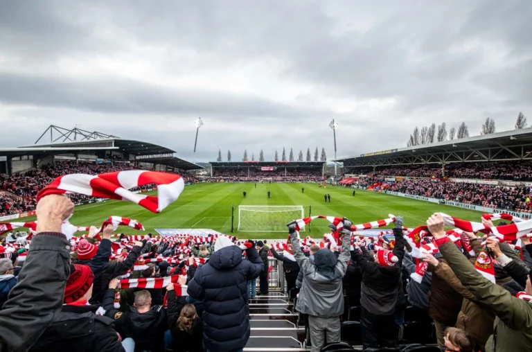 Wrexham: dynamiczny wzrost przychodów, ale nadal pod kreską