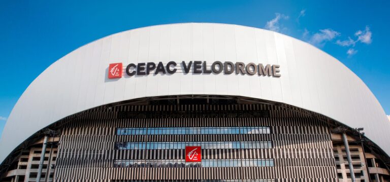 Stadion Velodrome w Marsylii oficjalnie zmienił nazwę