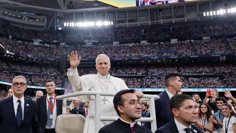 Papież Leon XIV na Santiago Bernabeu. Historyczna wizyta w Madrycie