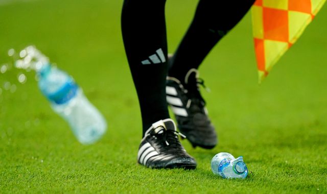 FIFA ustąpiła ws. zakazu wnoszenia własnych butelek z wodą na stadiony podczas mundialu