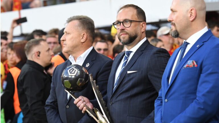 Stulecie z historyczną stawką. PKO BP Ekstraklasa rozpoczyna sezon, który może zmienić pozycję polskiej piłki