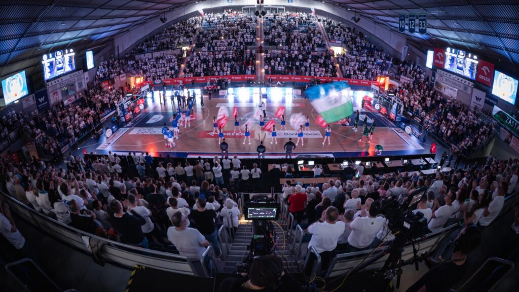 Anwil Włocławek odda kibicom kawałek historii. Wyjątkowy prezent dla posiadaczy karnetów