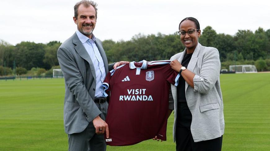 Aston Villa ma nowego sponsora. Visit Rwanda zastąpi markę bukmacherską na koszulkach