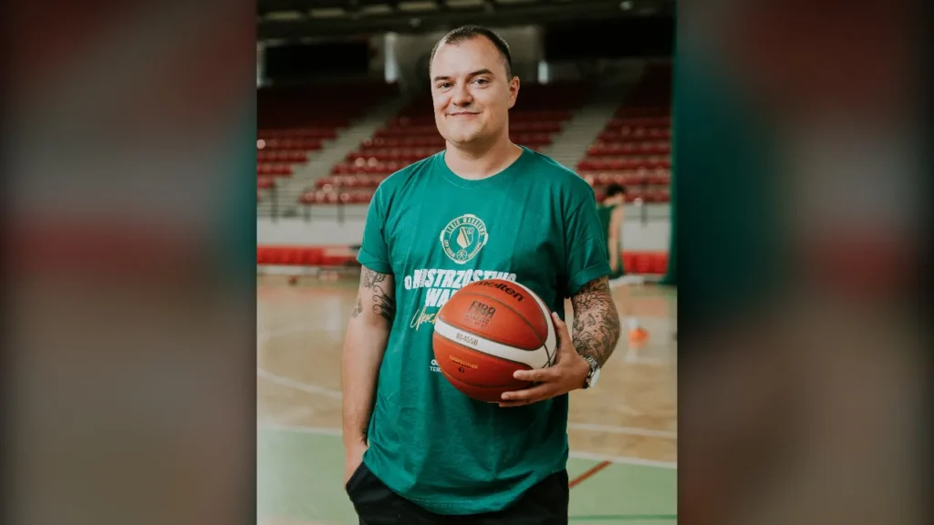Piotr Janczarczyk dołączył do Legii Kosz. Został nowym Social Media & Marketing Managerem