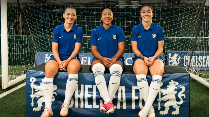 Chelsea FC Women rozpoczyna partnerstwo z marką Rimmel London