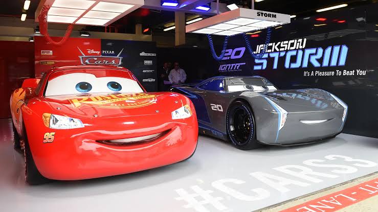 Formuła 1 i Disney przedłużają współpracę do 2028 roku. Rayo McQueen wchodzi do świata F1