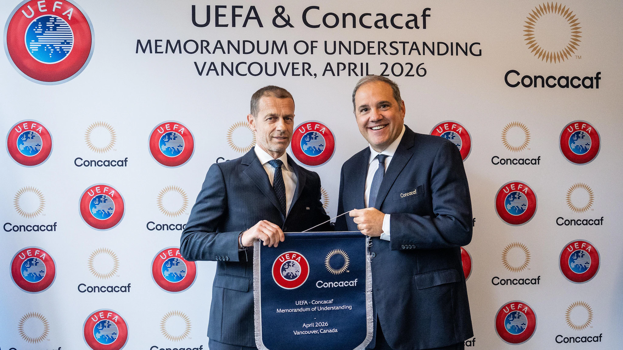 UEFA i Concacaf chcą podziału 2,1 mld dolarów z rezerw FIFA