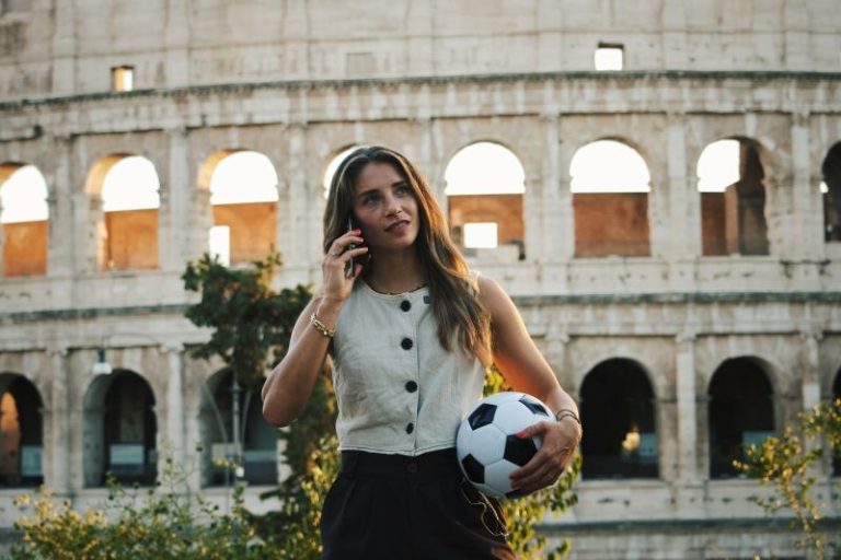 Motorola wzmacnia obecność w kobiecej piłce. Trzy nowe ambasadorki przed MŚ w piłce nożnej kobiet 2027