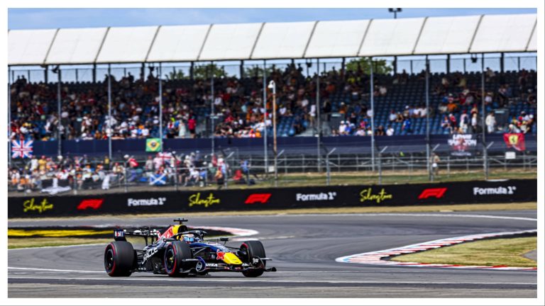 Max Verstappen kontra 100 gokartów. Kolejne spektakularne wyzwanie Red Bulla już wkrótce