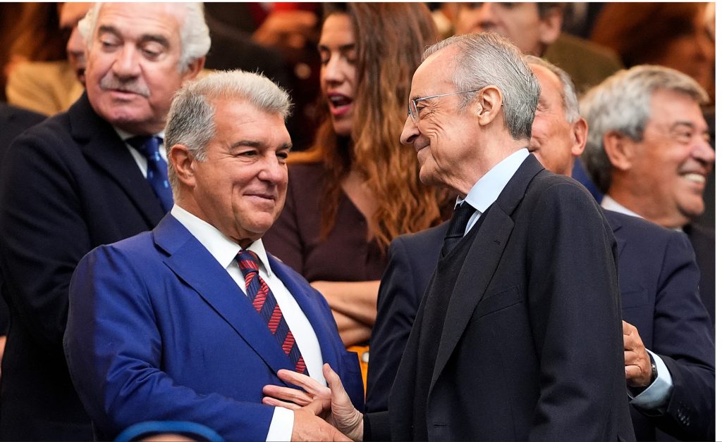 Real Madrid CF’s President Florentino Perez (r) and FC Barcelona's President Joan Laporta during La Liga match. October 26, 2025. (Photo by Acero/Alter Photos/Sipa USA) 2025.10.26 Madryt pilka nozna liga hiszpanska Real Madryt - FC Barcelona Foto Alter Photos/SIPA USA/PressFocus !!! POLAND ONLY !!!