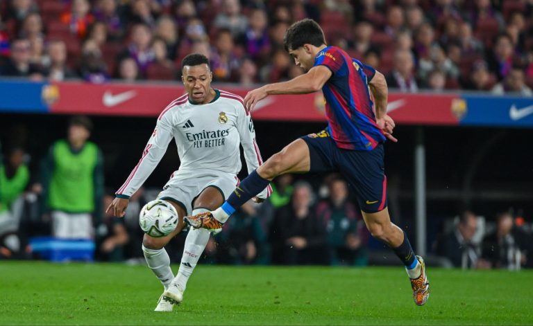 FC Barcelona, Barca v REAL MADRID EL CLASICO SPOTIFY CAMP NOU. BARCELONA October 25,2026 FC BARCELONA vs REAL MADRID OCTOBER 25 ,2026 Mbappe 10 of Real Madrid and Pau Cubarsi 5 of FC Barcelona during the match between FC Barcelona and Real Madrid El Clasico corresponding to the teth day of La Liga EA Sports at at Spotify Camp Nou in Barcelona, Spain. Barcelona ESP Copyright: xS.xRosx 2026.10.25 Barcelona pilka nozna liga hiszpanska FC Barcelona - Real Madryt Foto IMAGO/PressFocus !!! POLAND ONLY !!!